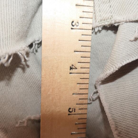 Old Navy Shorts Womens 18 Beige High Rise OG Straight 3" Inseam Raw Hem - Picture 7 of 12